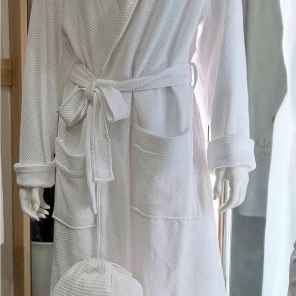 The Kahala Luxury spa bathrobe Medium - Picture 4 of 5